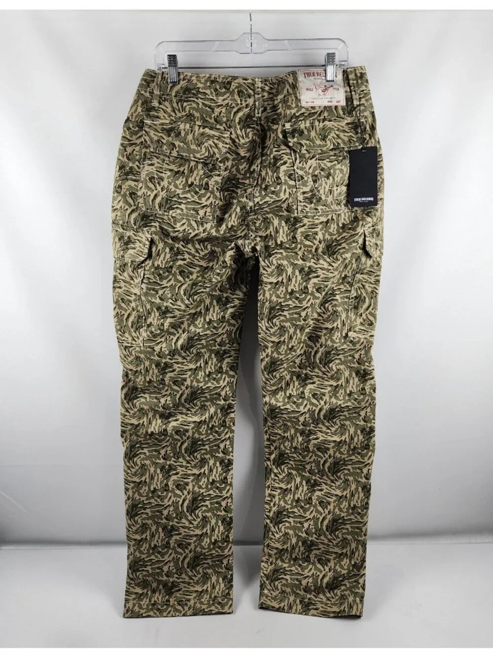 True Religion Jeans Mens 31x32 Multi Abstract Camo Cargo Denim NWT
